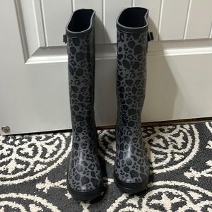 Tall rain boots
